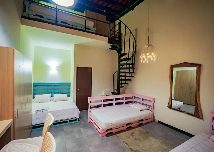 Villana'S Hostal Santa Marta