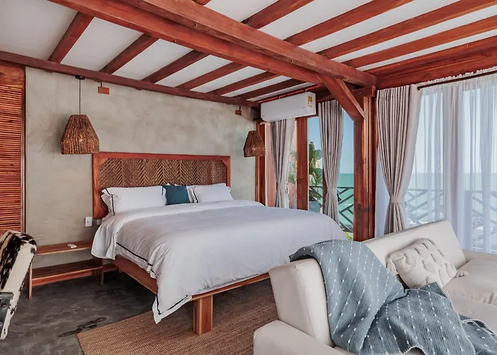 Jaguar Beachfront Ecohotel & Spa